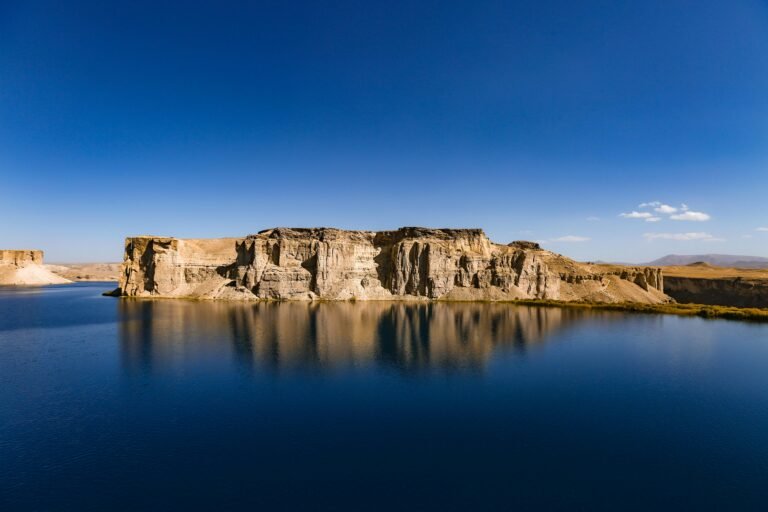 Jaw-dropping Beautiful Lakes Guide to Afghanistan's Amazing Band-e Amir National Park